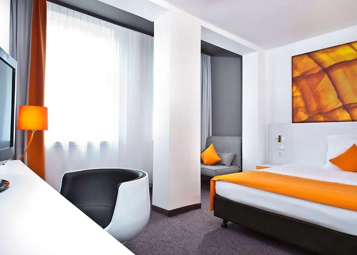 Wyndham Garden Centre Koenigsallee Hotel