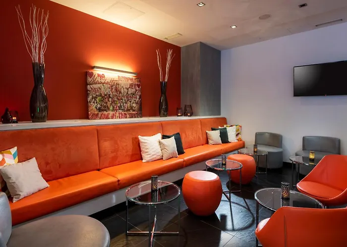 Hotel Wyndham Garden Centre Koenigsallee 4*