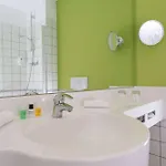 Hotel Wyndham Garden Centre Koenigsallee 4*