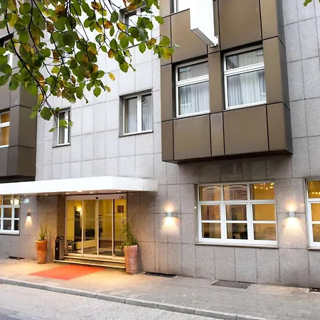 Wyndham Garden Centre Koenigsallee 4*