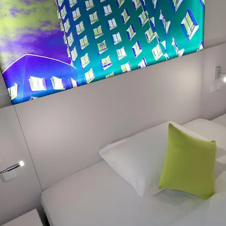 Wyndham Garden Centre Koenigsallee 4*
