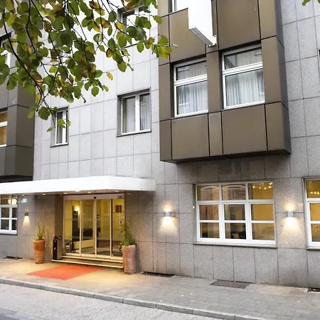 Wyndham Garden Centre Koenigsallee 4*