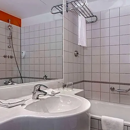 Wyndham Garden Centre Königsallee Hotel