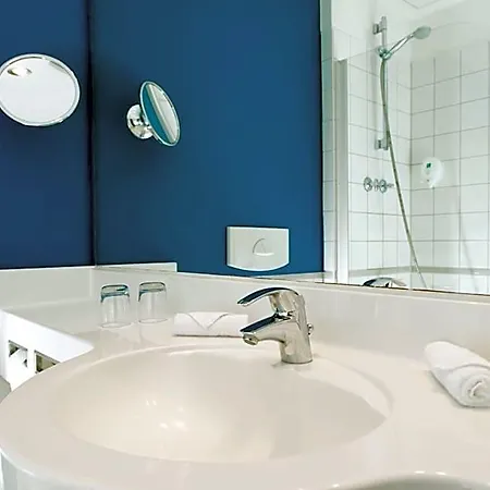 Wyndham Garden Centre Koenigsallee 호텔 4*