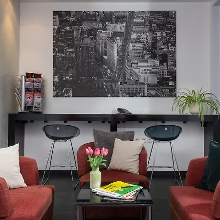 Hotell Wyndham Garden Centre Koenigsallee 4*